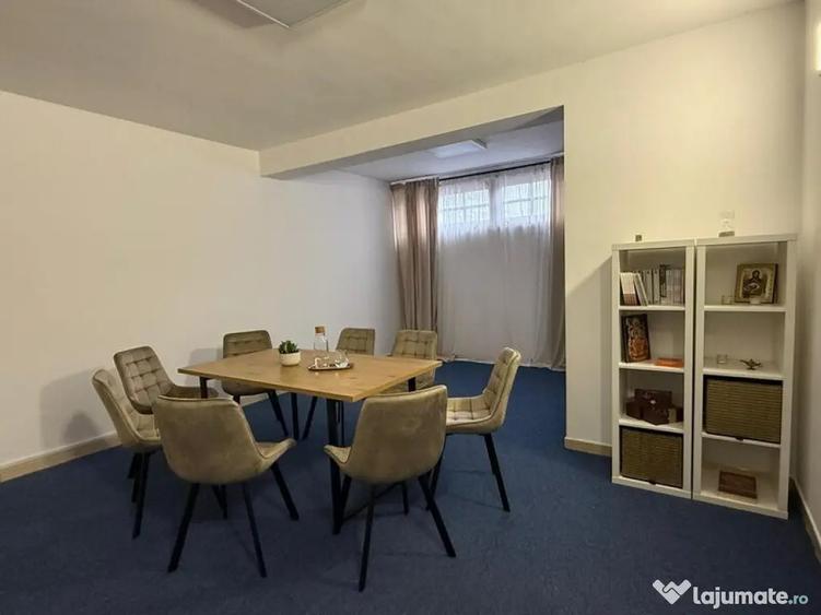 Casă cu 5 camere cu Teren 210 Mp în Eroii Revoluției