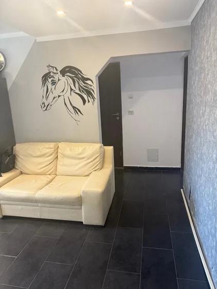 Apartament cu 2 camere decomandat, mobilat în Plopilor
