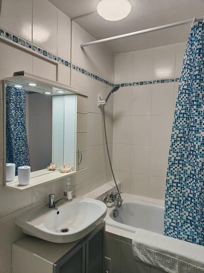 Apartament cu 2 camere decomandat în Muncii