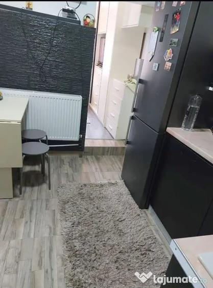 Garsonieră în Micro 40