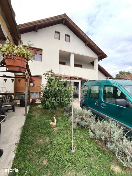 Casă cu 5 camere cu Teren 459 Mp în Recea