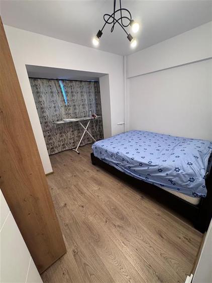 Apartament cu 4 camere decomandat, mobilat în Olteniței
