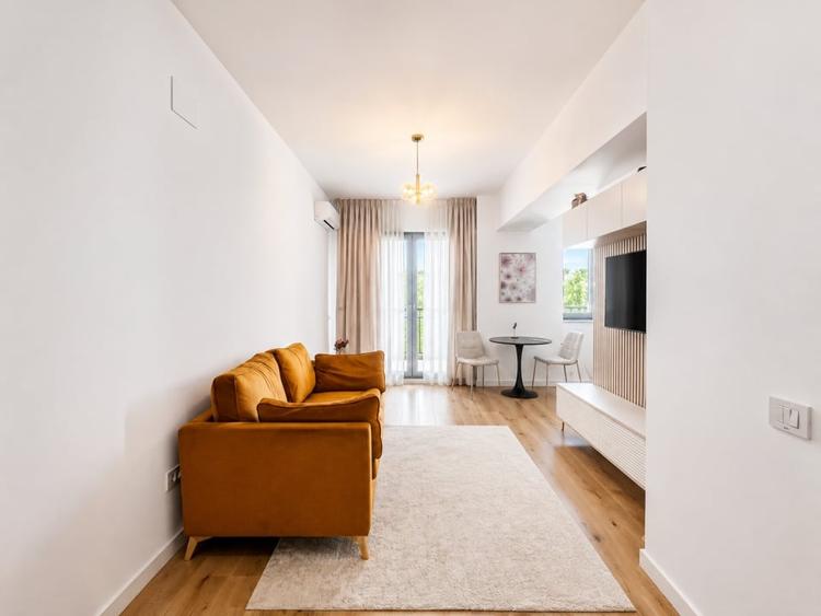 Apartament cu 2 camere, mobilat în Pipera