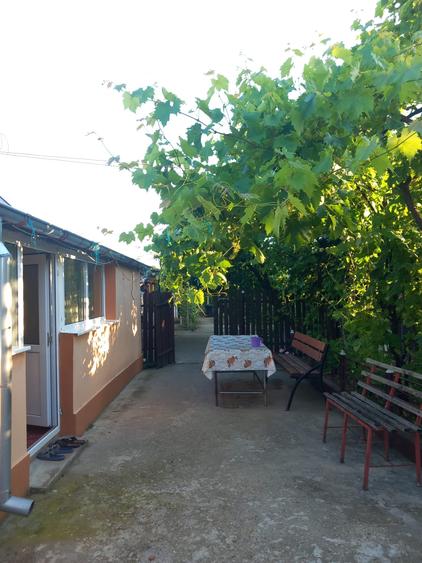 Casă cu 5 camere cu Canalizare în Nanov