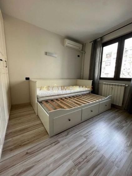 Apartament cu 4 camere decomandat, mobilat în Drumul Taberei