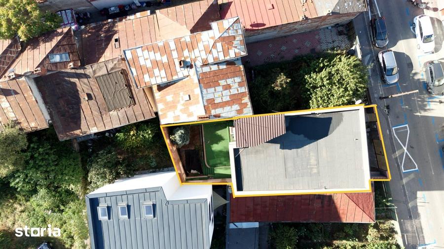 Casă cu 6 camere cu Teren 220 Mp în 13 Septembrie