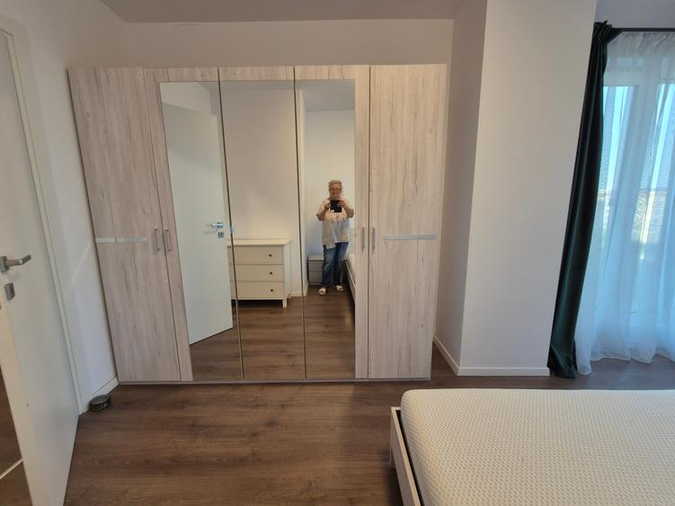 Apartament cu 2 camere decomandat, mobilat în Torontalului
