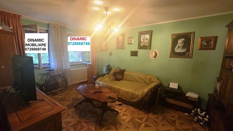 Apartament cu 3 camere decomandat în Ozana