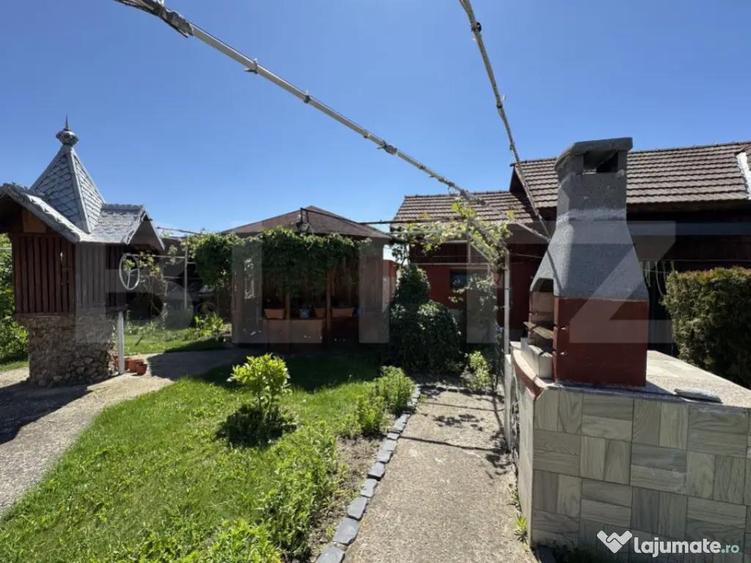 Casa plan parter cu 4 camere, 160 mp si 13000 mp teren, zona - 9