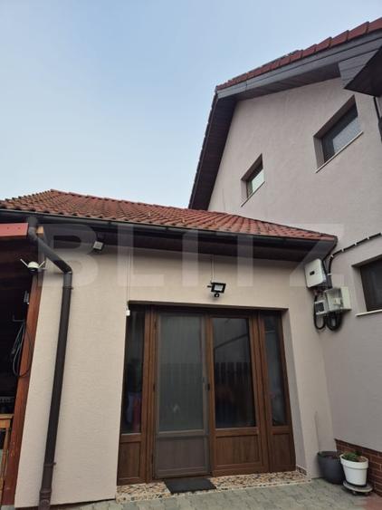 Vila superba de vanzare in Sangiorgiu, zona exclusivista - 17