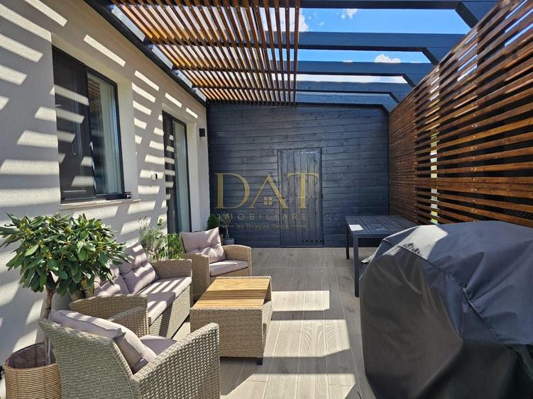 Duplex cu 4 camere cu Canalizare în Popești