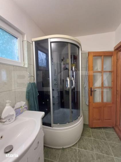 Casă cu 5 camere cu Teren 2800 Mp în Moldovenești