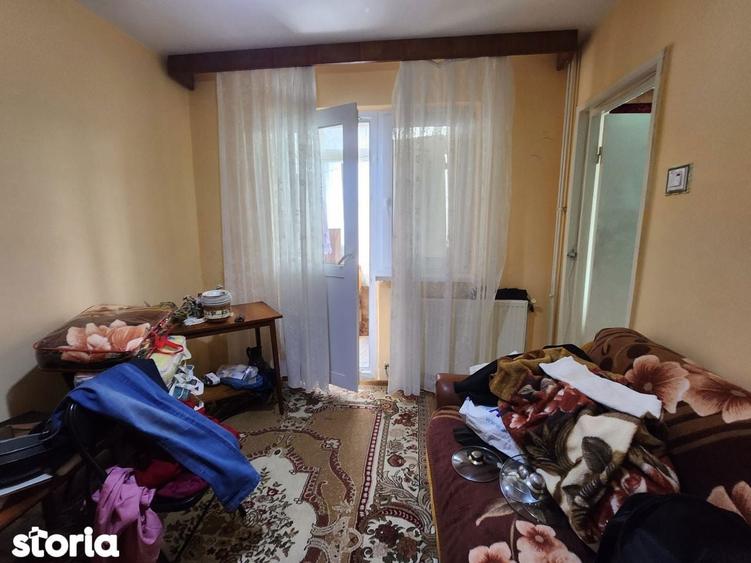 2 Camere etajul 3 str. Mioritei - 8