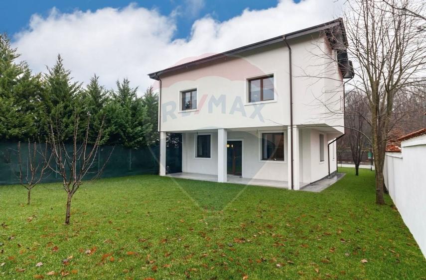 Casă / Vilă de vanzare in Snagov, langa padure, lac la 800 m, centru - 32