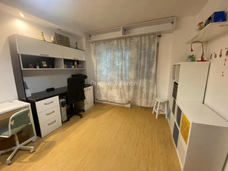 Apartament 2 camere, 55 mp, decomandat - 1 min de metrou Ștefan cel Mare