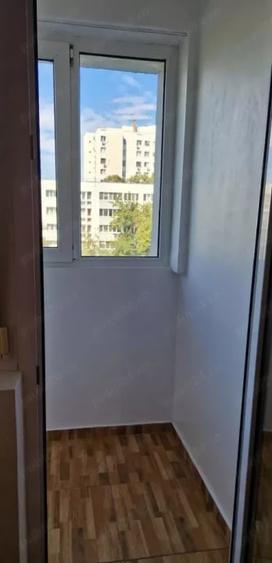 Garsoniera spatioasa, 35 mp, loc de parcare, zona Titan - 8