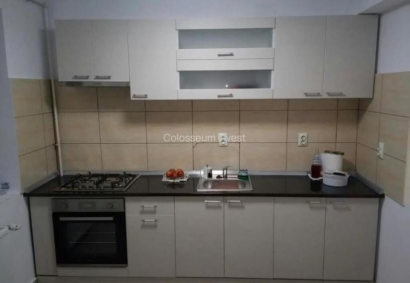 Apartament 4 camere, decomandat - zona Tohanu Nou