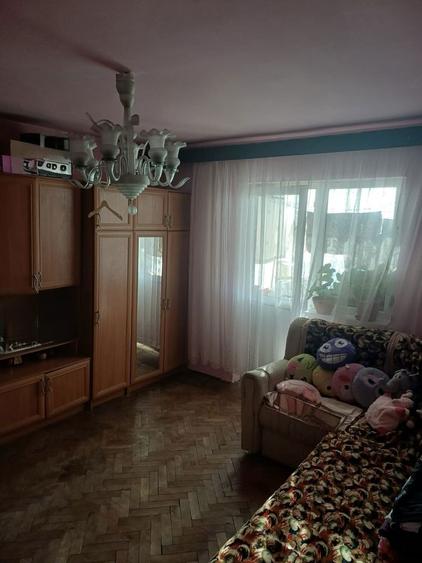 Vand apartament 3 camere - 8