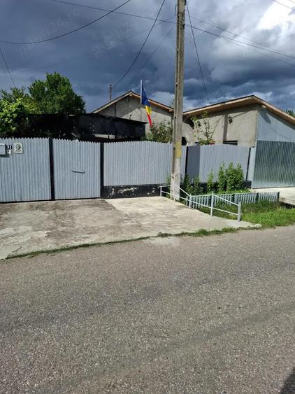 Vand casa in Stefanesti Arge? sat Gole?ti la numai 8 Km de Pitesti - 1