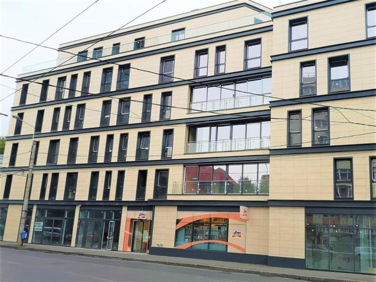 Inchiriere spatii de birouri in cladire noua - de la 430 mp + terasa - 1