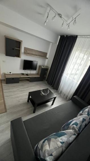 2 camere str. Tineretului cu loc de parcare propriu - 2