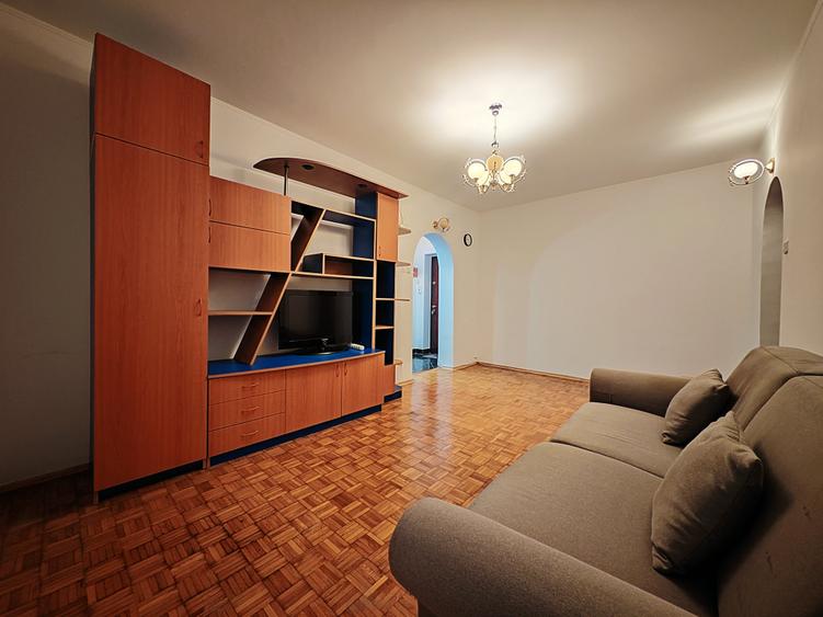 Parcul Gheorghe Patrascu | Metrou Piata Muncii, parter cu balcon, bloc anvelopat - 1