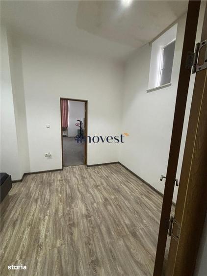 De inchiriat: Apartament cu 3 camere in zona Centrala - 10