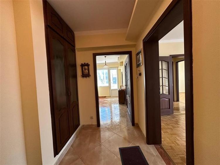 Apartament cu 3 camere, 64 MP, in Piata Mihai Viteazu - 8