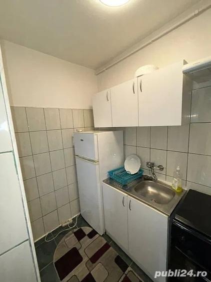 costin georgian 1 minut metrou moderna libera - 4