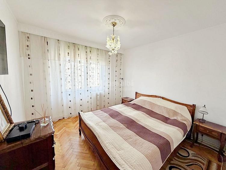 Pacurari - Petru Poni, 3 camere decomandat, amenajat, liber - 1