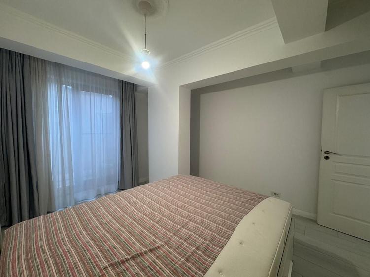 Apartament cu 3 camere decomandat, mobilat în Aviației