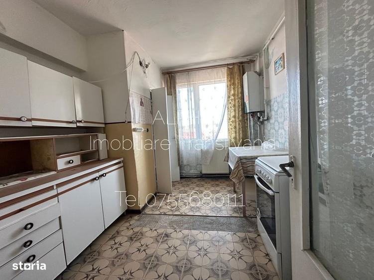 Apartament 4 camere 80 mp +pod 80 mp - 2