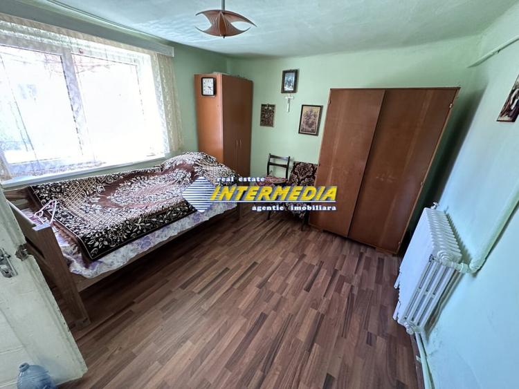 Casa de vanzare Centru 3 camere cu toate utilitatile - 8