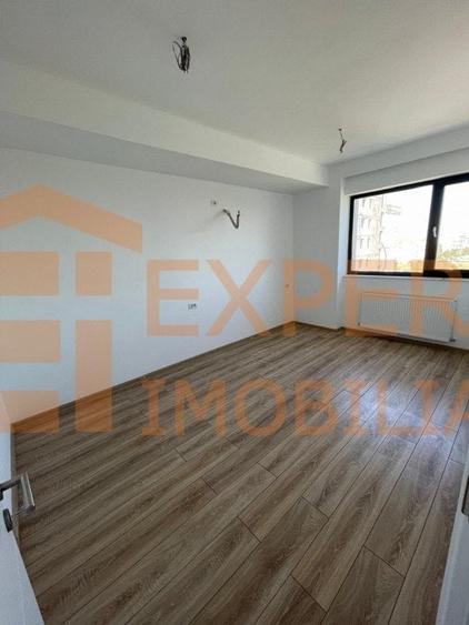 Apartament 3 camere situat in zona CAMPUS - TOMIS NORD - 11