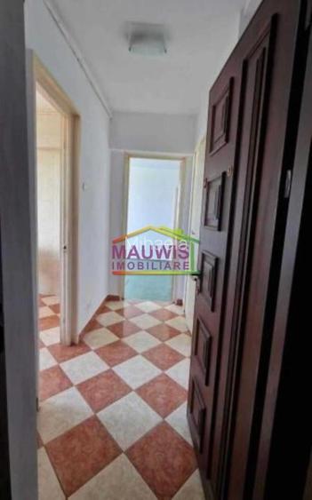 Apartament cu 3 camere semidecomandat în Colentina Apartament cu 3 camere semidecomandat în Colentina