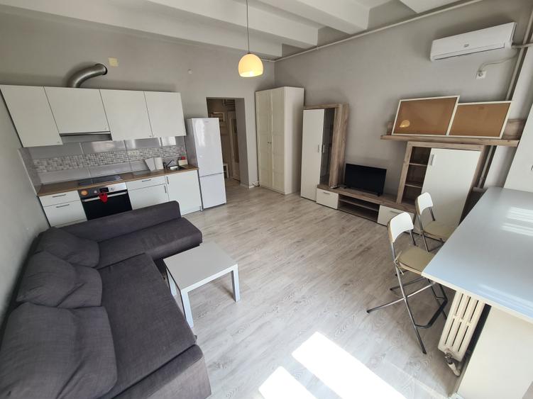 Garsoniera centrala proprie 5 min  m Universitatii - 1