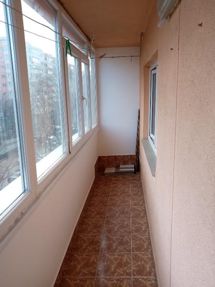Vanzare apartament 3 camere, Teiul Doamnei, et. 3, an 1983, 71 mp - 9