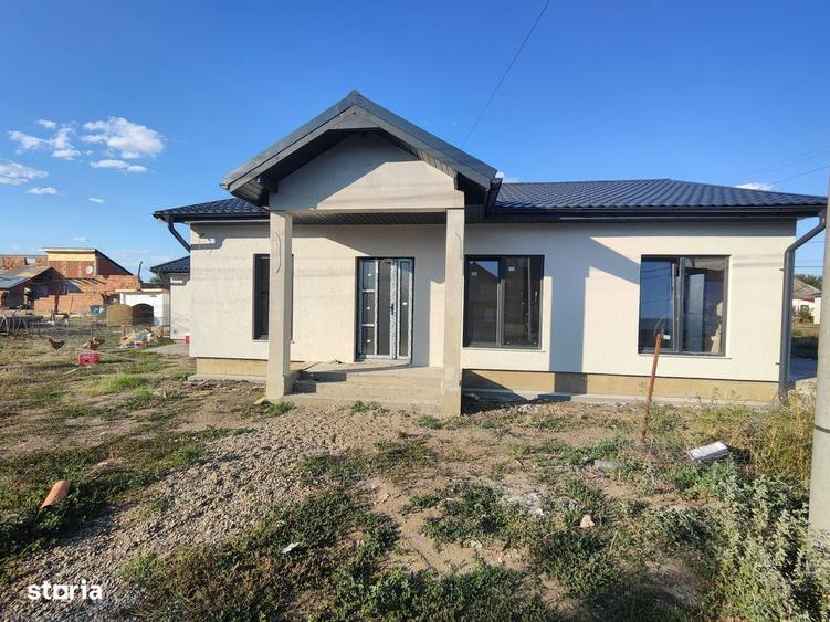 Casa noua spatioasa cu teren Zimandcuz - 12