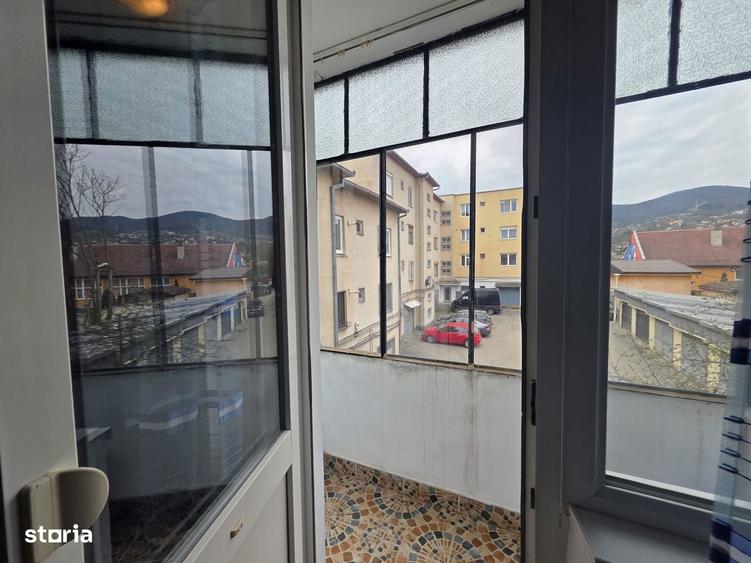 Apartament 2 camere de vanzare Ultracentral, Deva (Aleea Patriei) - 1