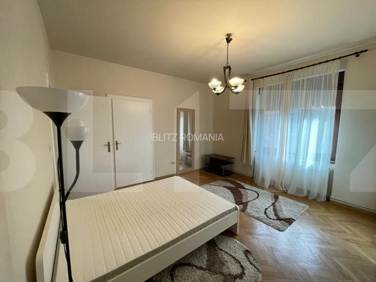 Apartament 3 camere, 90 mp, zona Medicina