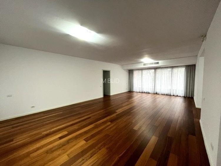 Apartament cu 3 camere decomandat, mobilat în Kiseleff Apartament cu 3 camere decomandat, mobilat în Kiseleff