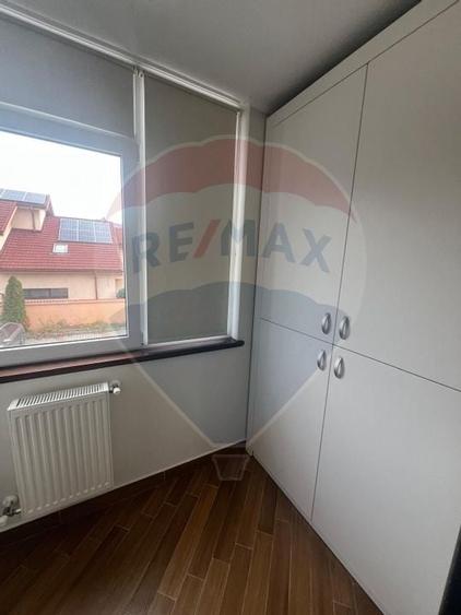 Apartament 3 cemere strada Lupeni - 11