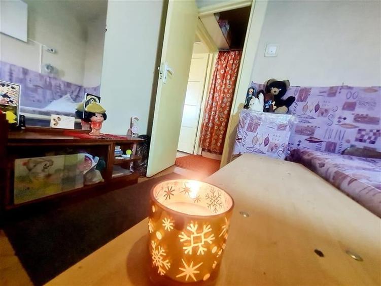 3D! In proximitatea Pietei Tractorul, 2 camere, etaj intermediar, infrastructura - 14