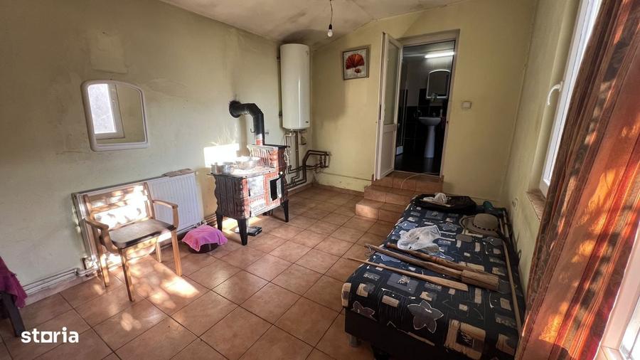 De vanzare casa P+M in localitatea Alesd Bihor - 10