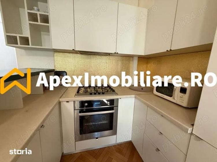 Garsonieră decomandată în Romană
