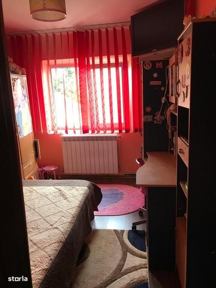 Apartament 3 camere etaj 1 la strada Imparat Traian - 7