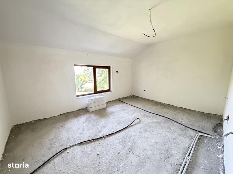 Casă cu 4 camere în Ultracentral