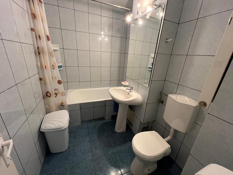 INCHIRIEZ apartament 3 camere decomandat,zona Strand - 10