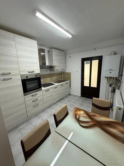 inchiriez apartament 2 camere parter - 5