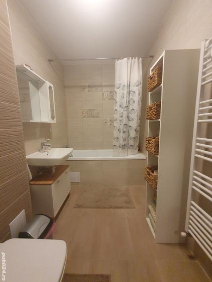 Apartament cu 3 camere in zona Centrala - 1